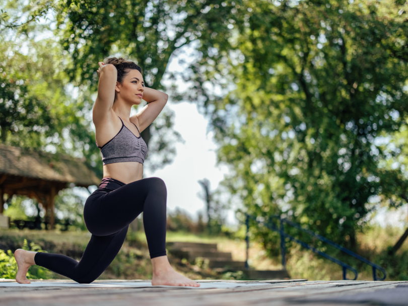 mujer haciendo ejercicio