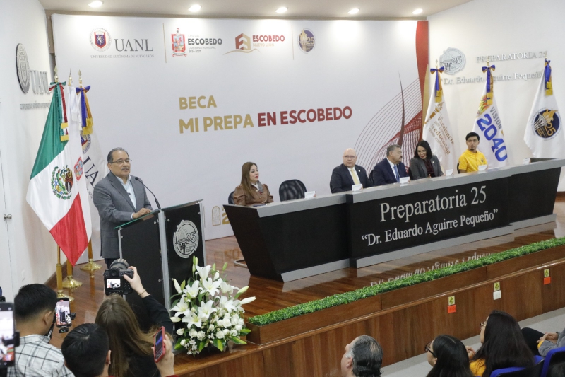 Becas para estudiantes en Escobedo NL